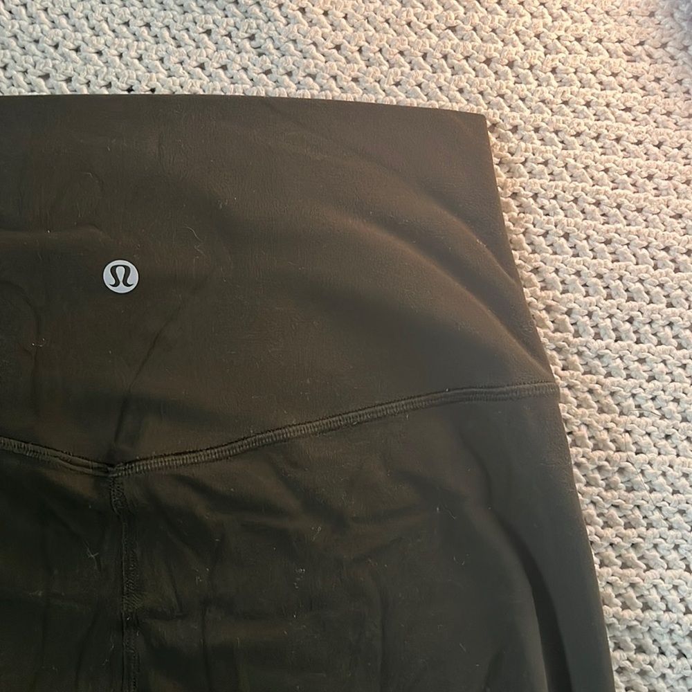 LULULEMON**RARE** olive green ALIGN LEGGINGS